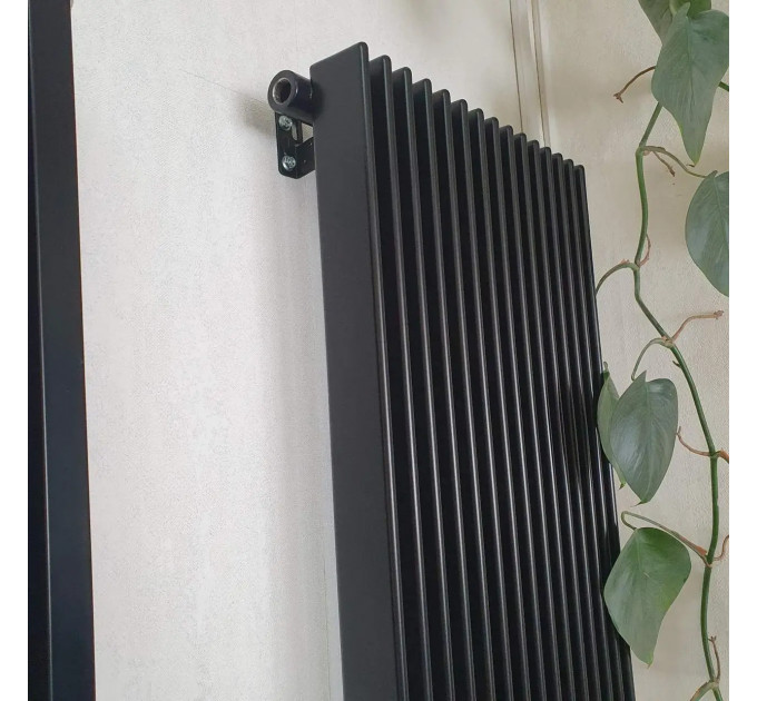 Designer radiator METRUM 1 H-1800 MM, L-465 MM BETATHERM WITH BOTTOM CONNECTION buy with installation in Kharkov at the best price